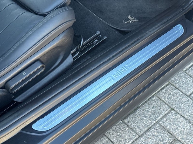 2023 (23) MINI HATCHBACK 1.5 Cooper Exclusive Premium 3dr Auto 5187034