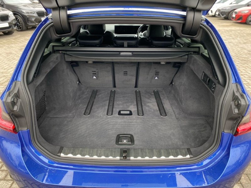 2022 (72) BMW 3 SERIES 320i M Sport 5dr Step Auto 5151250