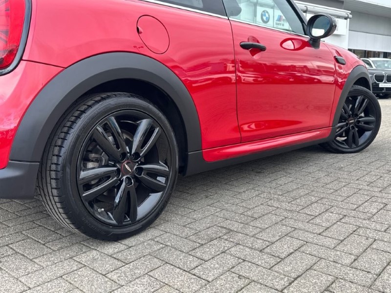 2023 (73) MINI HATCHBACK 1.5 Cooper Sport 3dr Auto 5162137