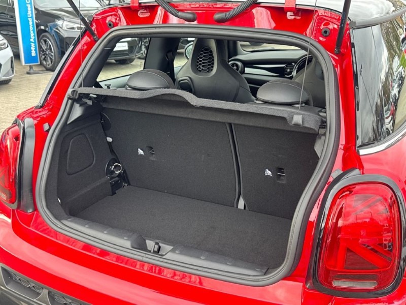 2023 (73) MINI HATCHBACK 1.5 Cooper Sport 3dr Auto 5162129