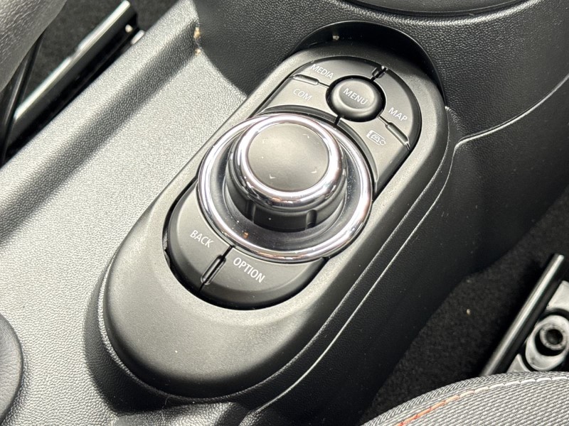 2022 (22) MINI HATCHBACK 1.5 Cooper Classic 5dr Auto 5182480