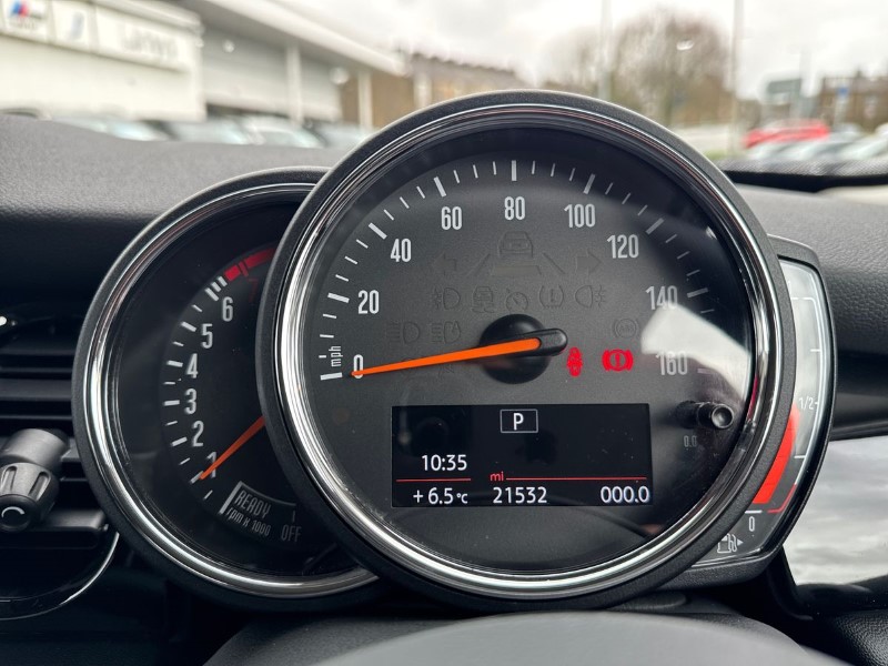 2022 (22) MINI HATCHBACK 1.5 Cooper Classic 5dr Auto 5182457