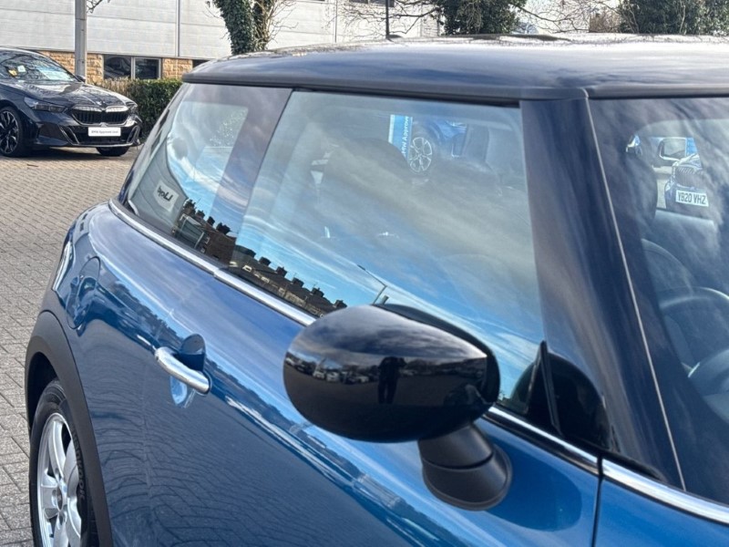 2022 (22) MINI HATCHBACK 1.5 Cooper Classic 3dr 5249367