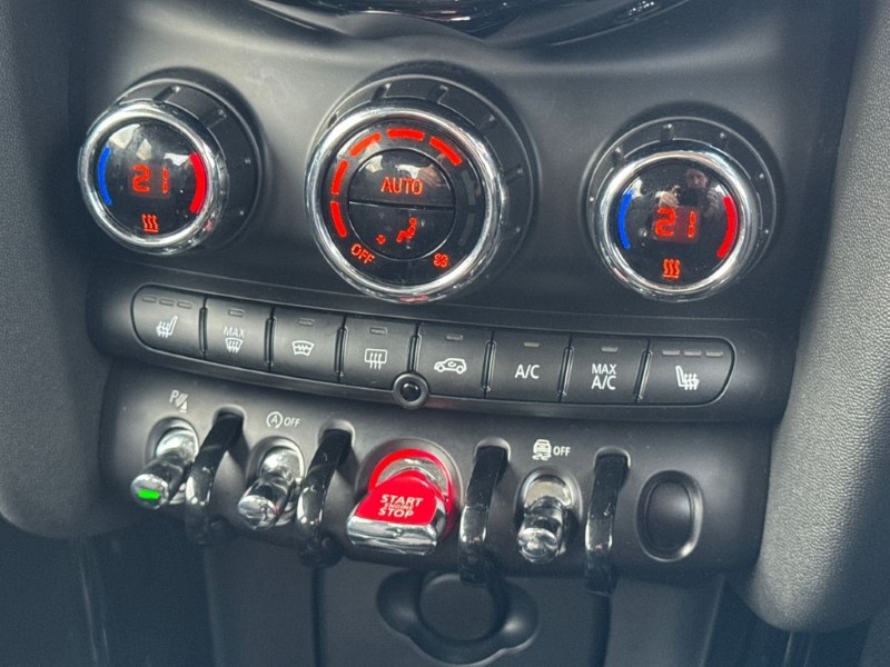 2022 (22) MINI HATCHBACK 1.5 Cooper Classic 3dr 5249349