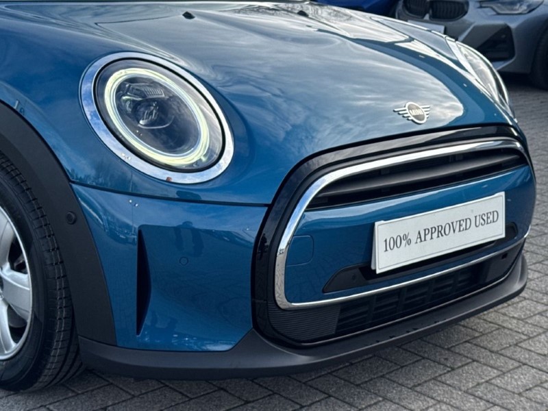 2022 (22) MINI HATCHBACK 1.5 Cooper Classic 3dr 5249359
