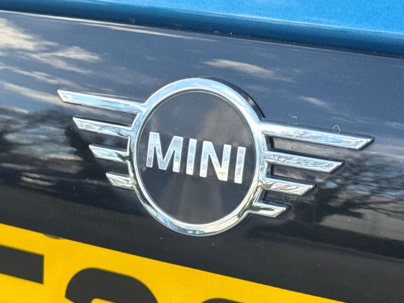 2022 (22) MINI HATCHBACK 1.5 Cooper Classic 3dr 5249362