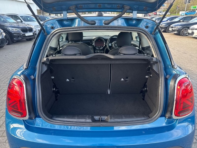 2022 (22) MINI HATCHBACK 1.5 Cooper Classic 3dr 5249334