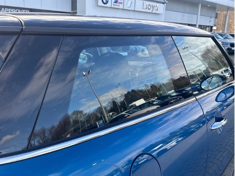 2022 (22) MINI HATCHBACK 1.5 Cooper Classic 3dr 5249368