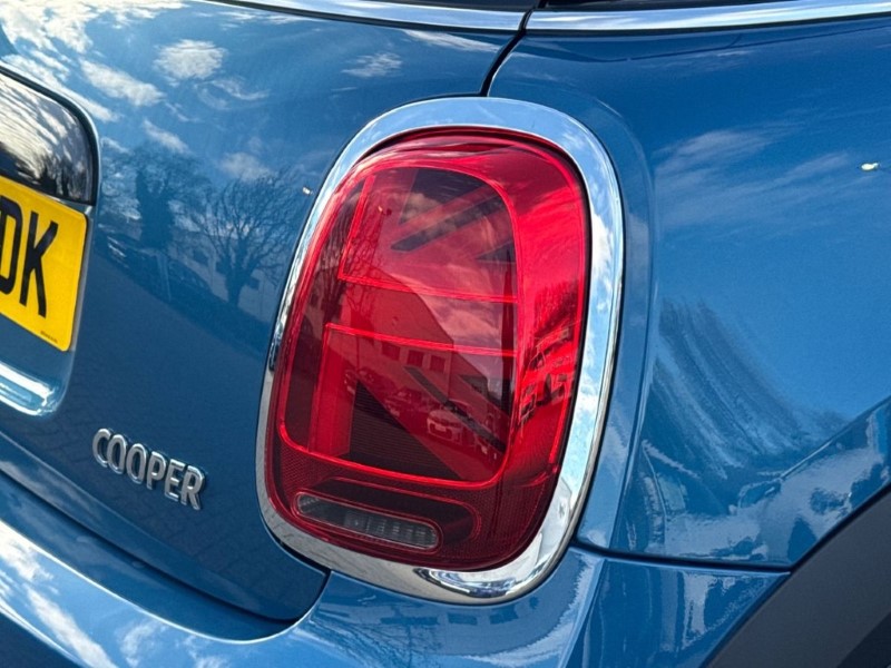 2022 (22) MINI HATCHBACK 1.5 Cooper Classic 3dr 5249364