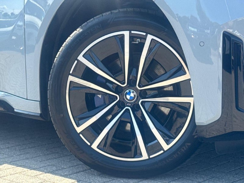 2026 (26) BMW iX3 345kW xDrive50 M Sport 108kWh 5dr Auto 5701913