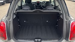 2020 (20) MINI HATCHBACK 1.5 Cooper Classic II 3dr 5162153