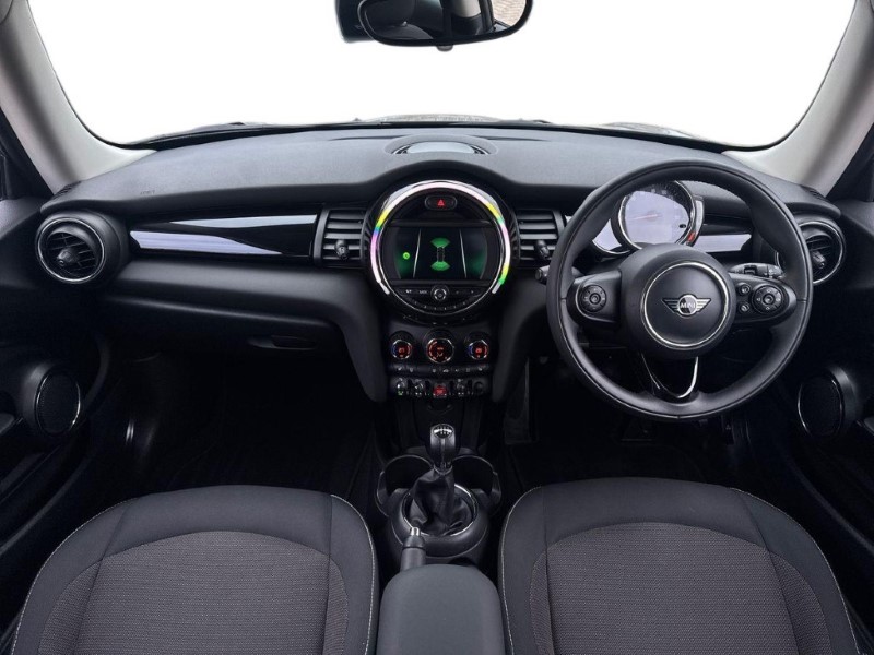 2020 (20) MINI HATCHBACK 1.5 Cooper Classic II 3dr 5162144