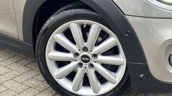 2020 (20) MINI HATCHBACK 1.5 Cooper Classic II 3dr 5162179