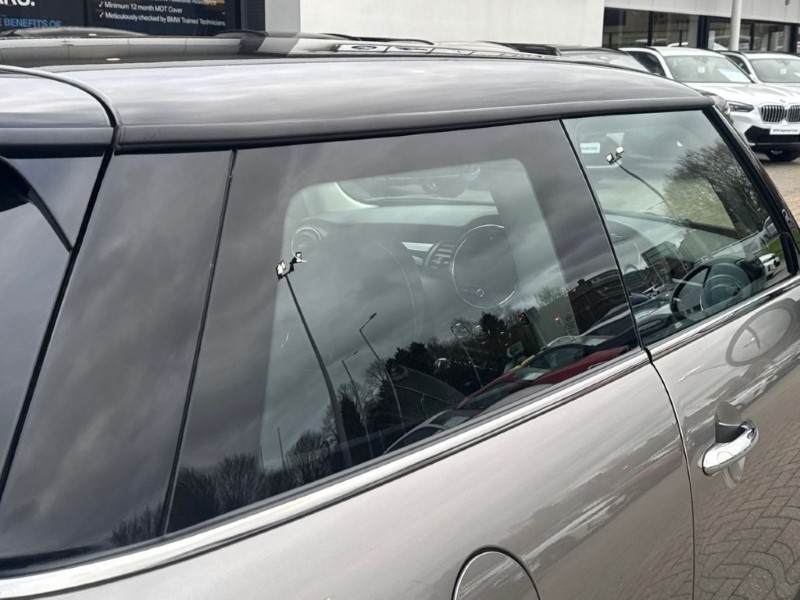 2020 (20) MINI HATCHBACK 1.5 Cooper Classic II 3dr 5162186