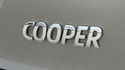 2020 (20) MINI HATCHBACK 1.5 Cooper Classic II 3dr 5162181
