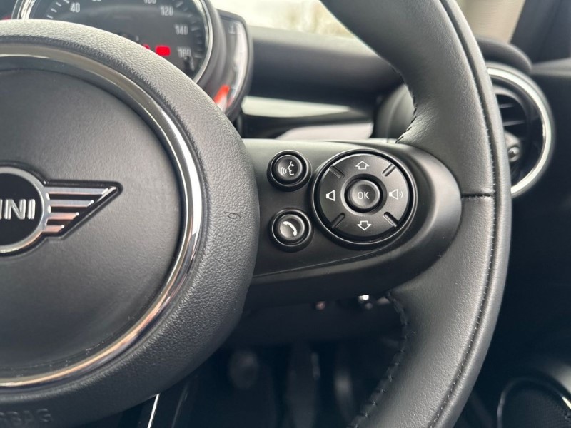 2020 (20) MINI HATCHBACK 1.5 Cooper Classic II 3dr 5162158