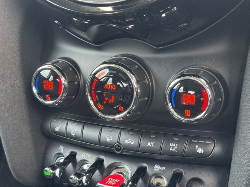 2020 (20) MINI HATCHBACK 1.5 Cooper Classic II 3dr 5162168