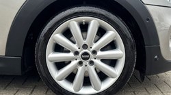 2020 (20) MINI HATCHBACK 1.5 Cooper Classic II 3dr 5162154