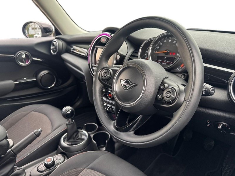 2020 (20) MINI HATCHBACK 1.5 Cooper Classic II 3dr 5162146