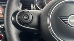 2020 (70) MINI HATCHBACK 1.5 Cooper Classic II 3dr Auto 5171244