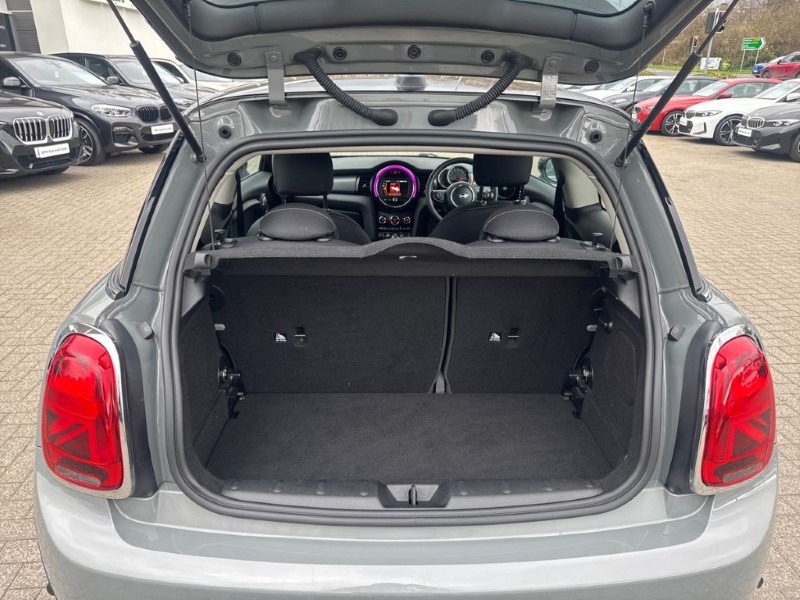 2020 (70) MINI HATCHBACK 1.5 Cooper Classic II 3dr Auto 5171240