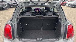 2020 (70) MINI HATCHBACK 1.5 Cooper Classic II 3dr Auto 5171240