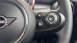 2020 (70) MINI HATCHBACK 1.5 Cooper Classic II 3dr Auto 5171245