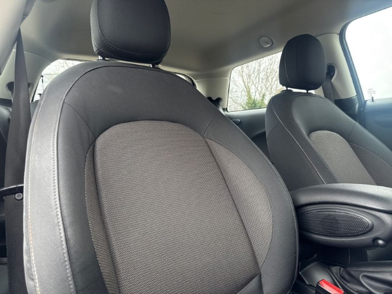 2020 (70) MINI HATCHBACK 1.5 Cooper Classic II 3dr Auto 5171251