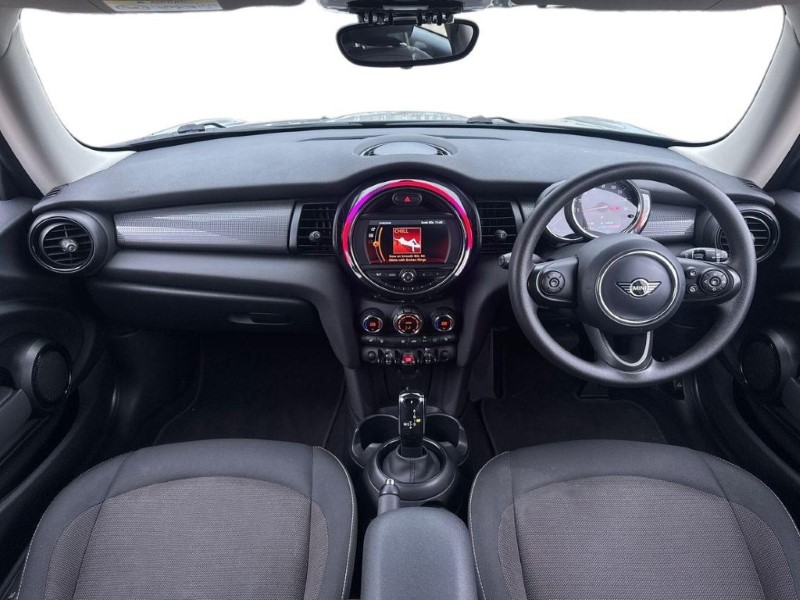 2020 (70) MINI HATCHBACK 1.5 Cooper Classic II 3dr Auto 5171231