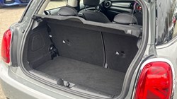 2020 (70) MINI HATCHBACK 1.5 Cooper Classic II 3dr Auto 5171262