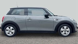 2020 (70) MINI HATCHBACK 1.5 Cooper Classic II 3dr Auto 5171230