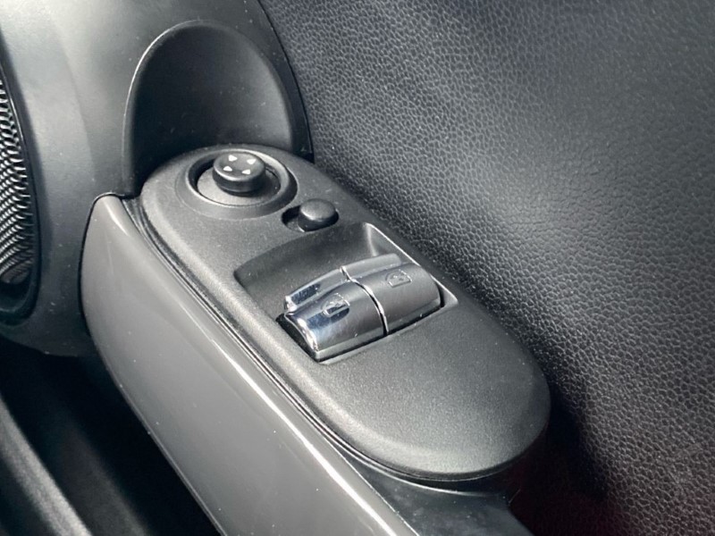 2019 (19) MINI HATCHBACK 1.5 Cooper Classic II 3dr Auto 5137303