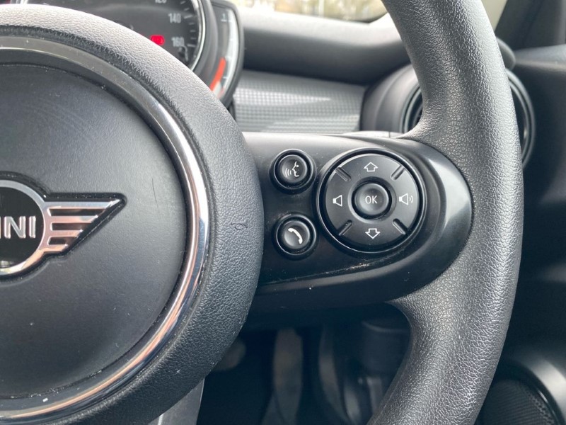 2019 (19) MINI HATCHBACK 1.5 Cooper Classic II 3dr Auto 5137299