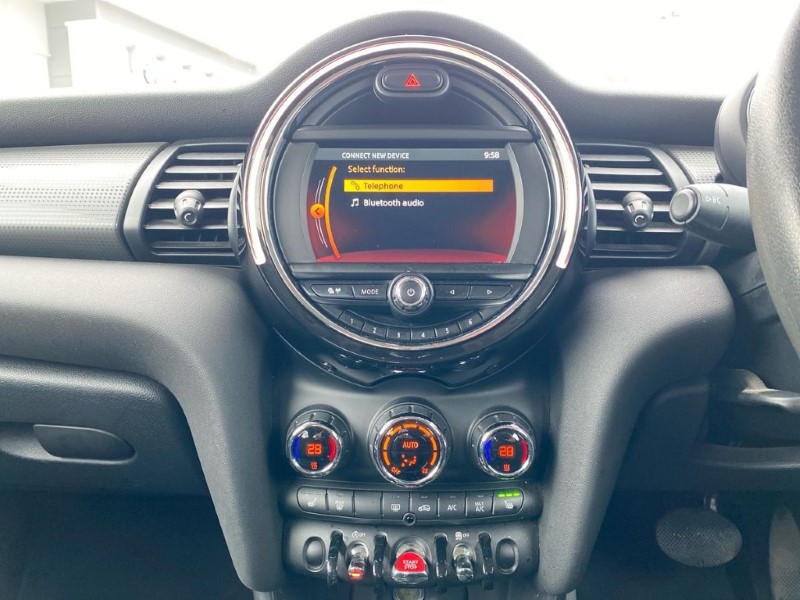 2019 (19) MINI HATCHBACK 1.5 Cooper Classic II 3dr Auto 5137308