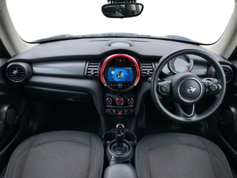 2019 (19) MINI HATCHBACK 1.5 Cooper Classic II 3dr Auto 5137285