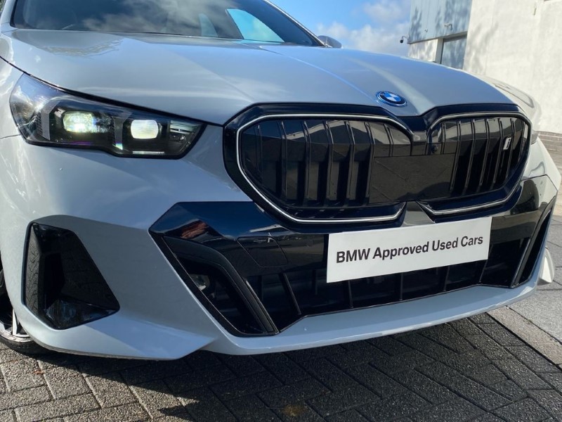 2025 (25) BMW I5 250kW eDrive40 M Sport Pro 84kWh 5dr Auto 5214559