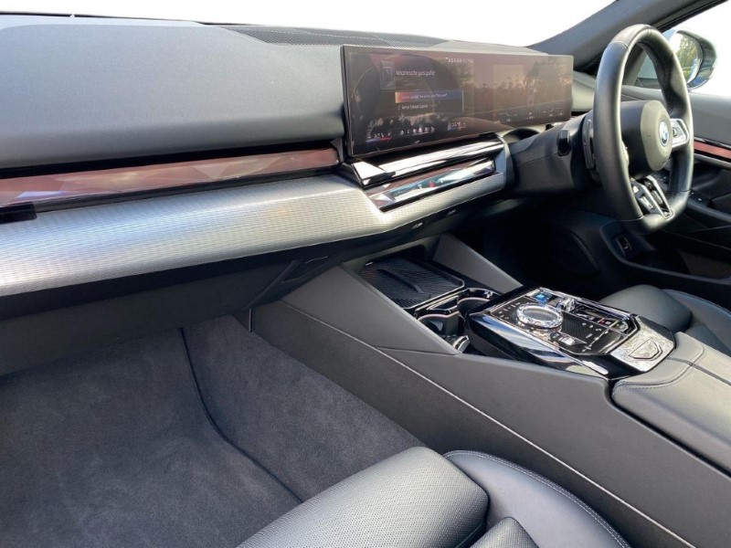 2025 (25) BMW I5 250kW eDrive40 M Sport Pro 84kWh 5dr Auto 5214522