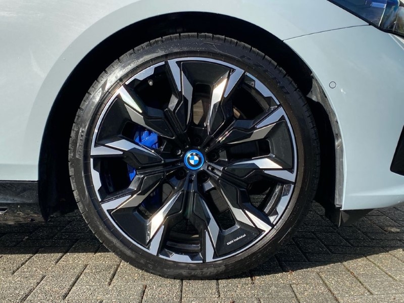 2025 (25) BMW I5 250kW eDrive40 M Sport Pro 84kWh 5dr Auto 5229658