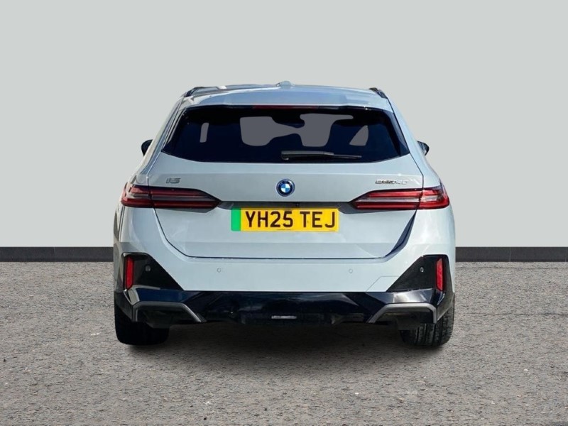 2025 (25) BMW I5 250kW eDrive40 M Sport Pro 84kWh 5dr Auto 5229659