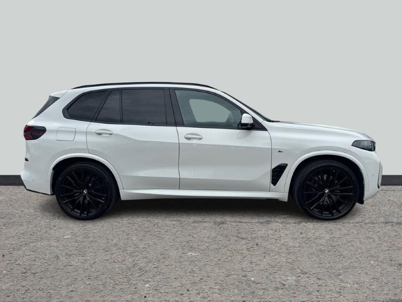 2025 (75) BMW X5 xDrive30d MHT M Sport 5dr Auto [7 Seat] 5270456