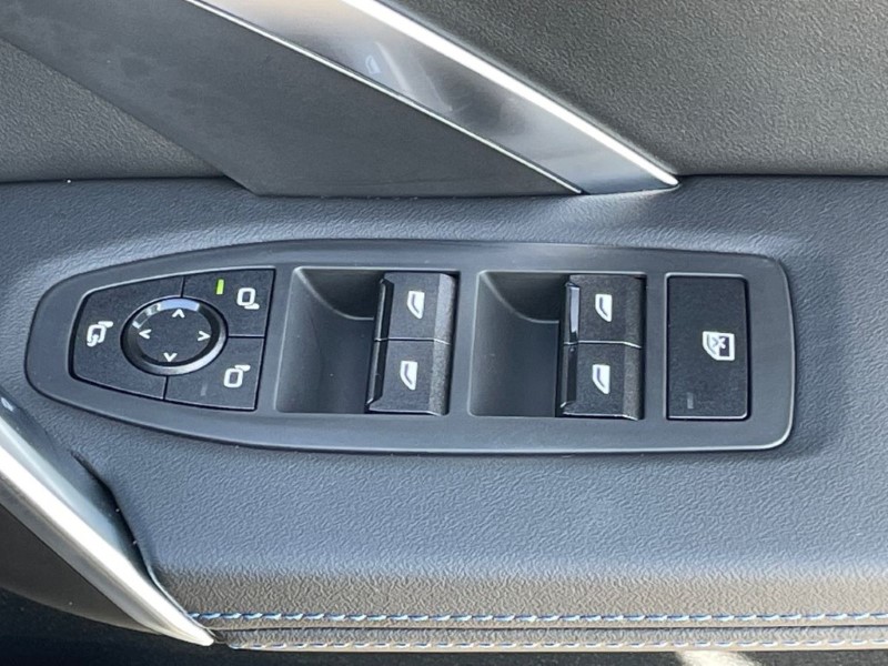 2026 (26) BMW iX1 150kW eDrive20 Shadow Edition 65kWh 5dr Auto 5416654