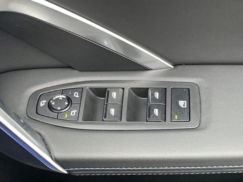 2025 (75) BMW iX2 150kW eDrive20 Shadow Edition 65kWh 5dr Auto 5213869