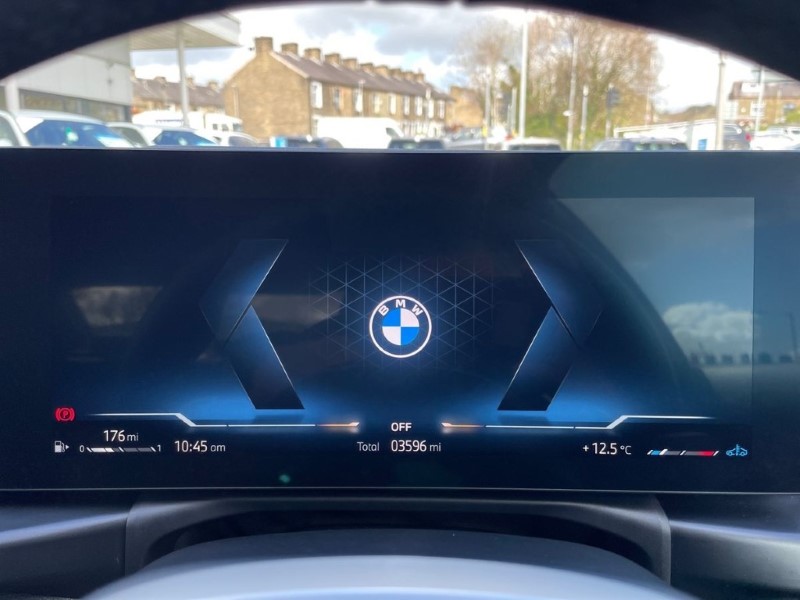 2025 (75) BMW 3 SERIES 320i M Sport 4dr Step Auto 5283136