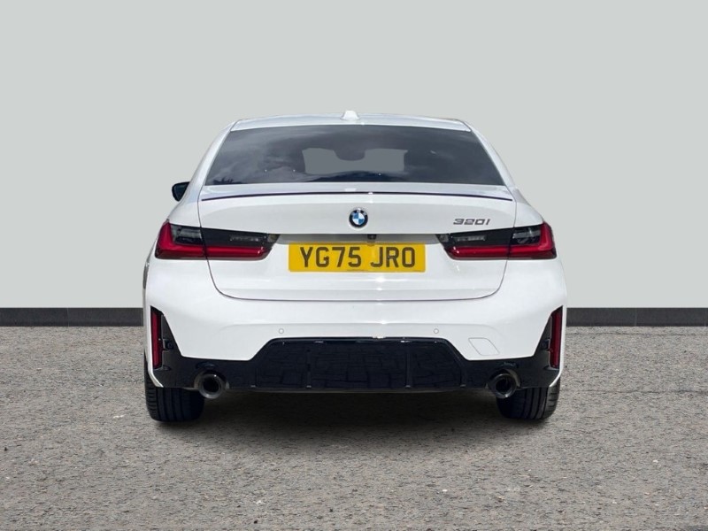 2025 (75) BMW 3 SERIES 320i M Sport 4dr Step Auto 5283142