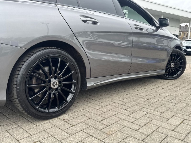 2019 (19) MERCEDES-BENZ CLA 220d AMG Line Night Edition 5dr Tip Auto 5306319