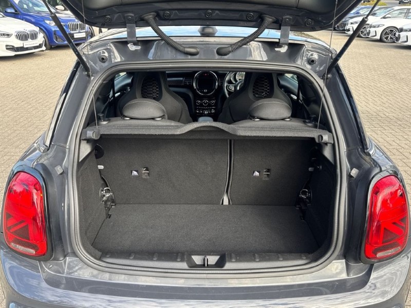 2019 (19) MINI HATCHBACK 2.0 Cooper S Sport II 3dr 5309747