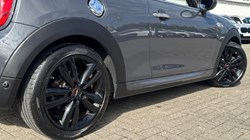 2019 (19) MINI HATCHBACK 2.0 Cooper S Sport II 3dr 5309781