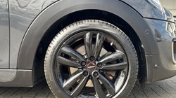 2019 (19) MINI HATCHBACK 2.0 Cooper S Sport II 3dr 5309748