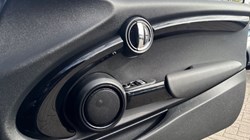 2019 (19) MINI HATCHBACK 2.0 Cooper S Sport II 3dr 5309755