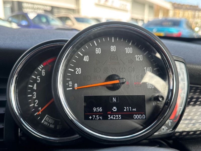 2019 (19) MINI HATCHBACK 2.0 Cooper S Sport II 3dr 5309743